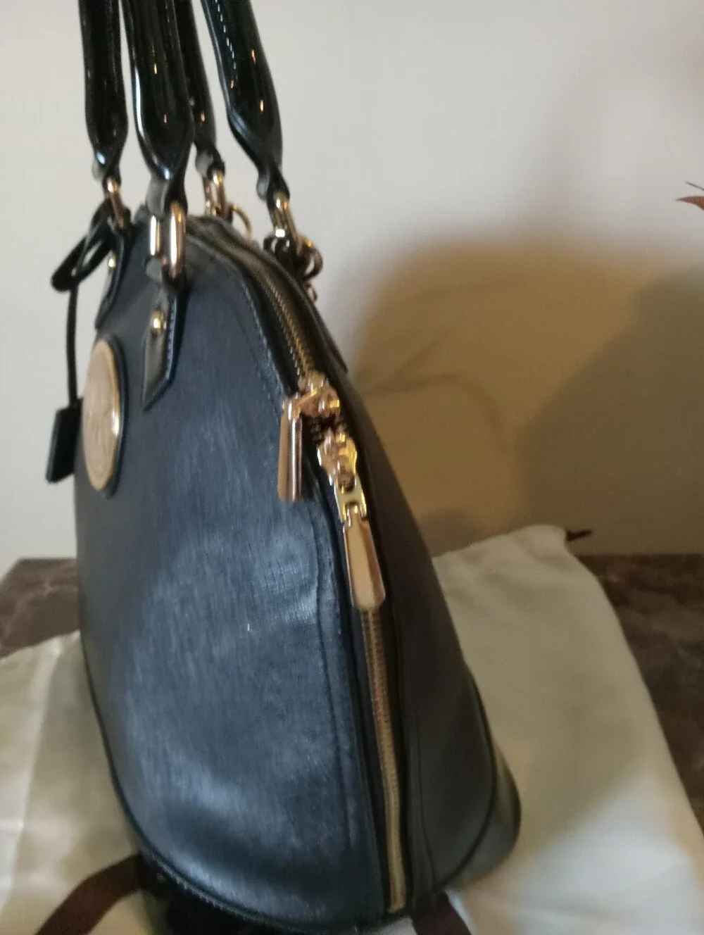 Michael Kors Black Leather/Patent Trim Dome Satchel with Gold Logo EUC